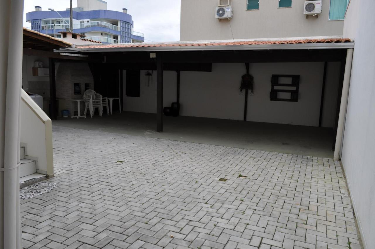 Apartamentos Bombinhas - 140 Metros Da Praia Exterior foto